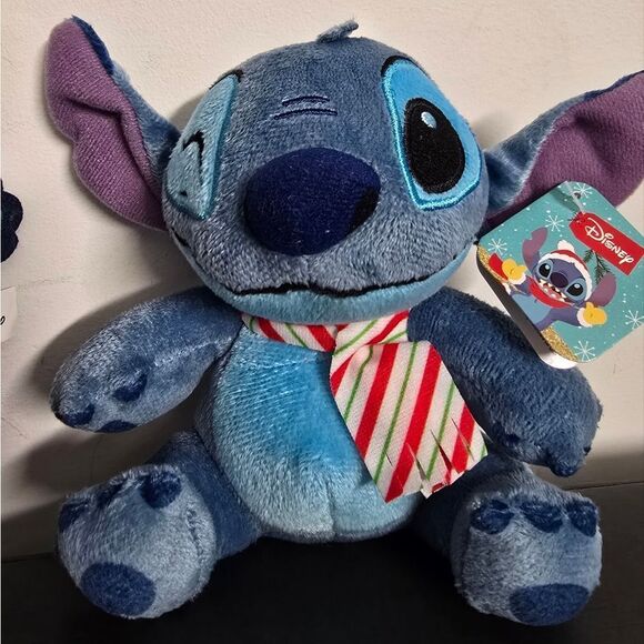 New Disney 2024 Holiday Stitch 6-Inch Plush with Scarf - Picture 1 of 3